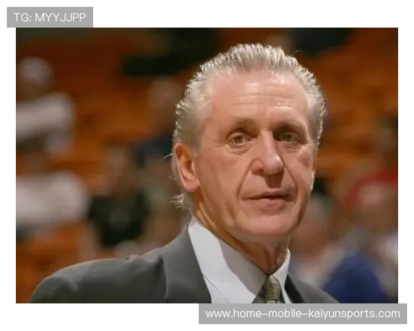 狼队帅位风波:奥尼尔拒绝回归与俱乐部未来抉择的深层次剖析 狼队帅位风波:奥尼尔拒绝回归与俱乐部未来抉择的深层次剖析