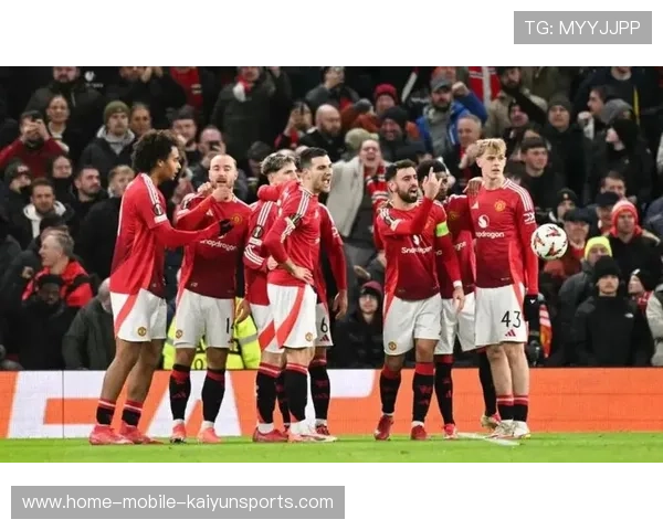 英超焦点战曼联两分钟连丢两球被森林绝平三连胜惨遭终结 英超焦点战曼联两分钟连丢两球被森林绝平三连胜惨遭终结