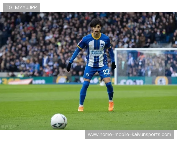 日本在世界舞台绽放光芒，三笘薰受邀全球致敬