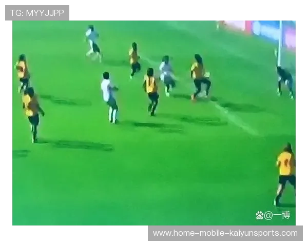 前锋点球冷静罚入，带队进军下一轮