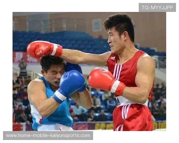 国际拳击赛中国选手20秒KO对手