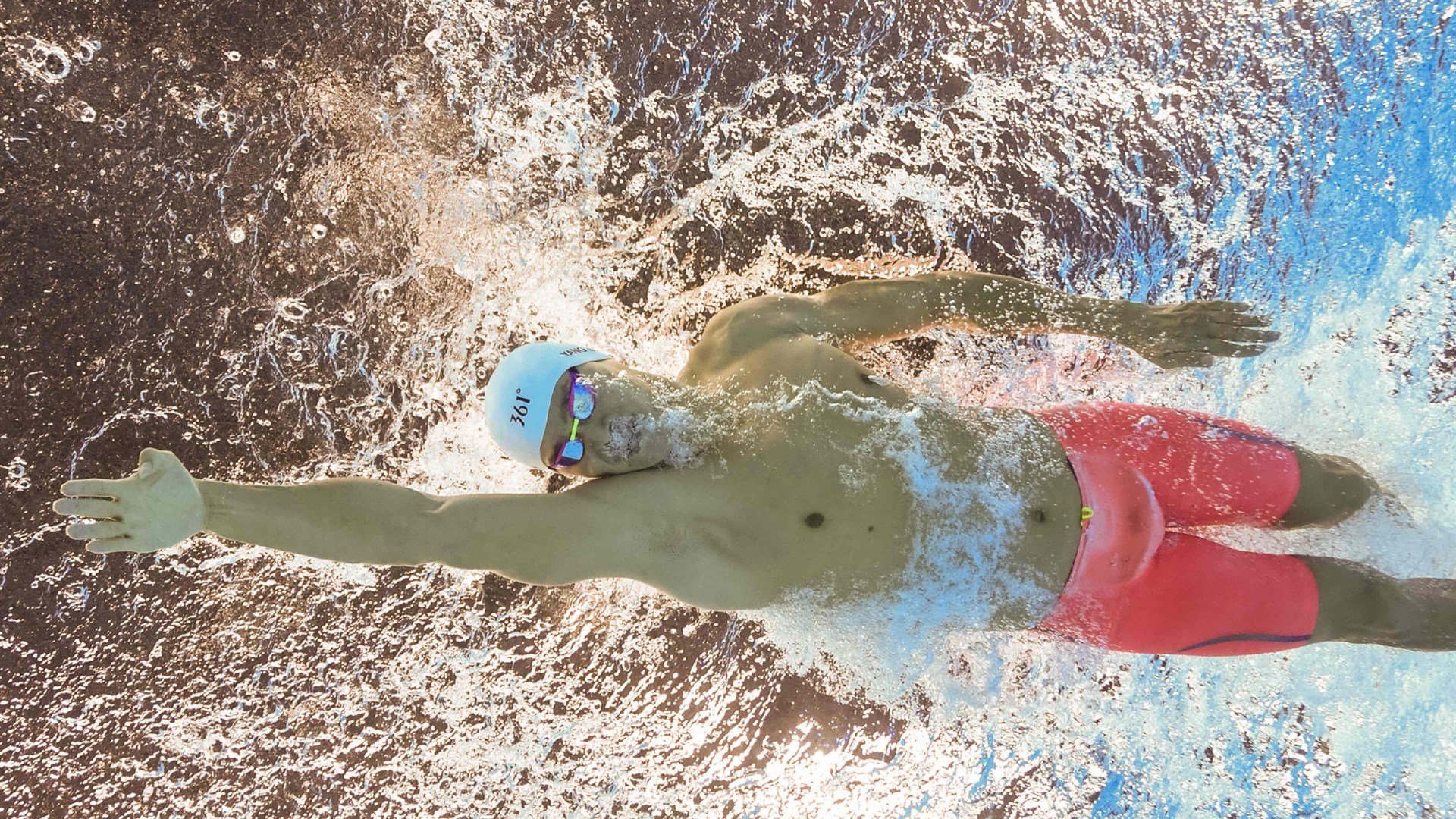 中超官网评选月度最佳新秀，新人表现引起媒体热烈关注，中超新星排行榜